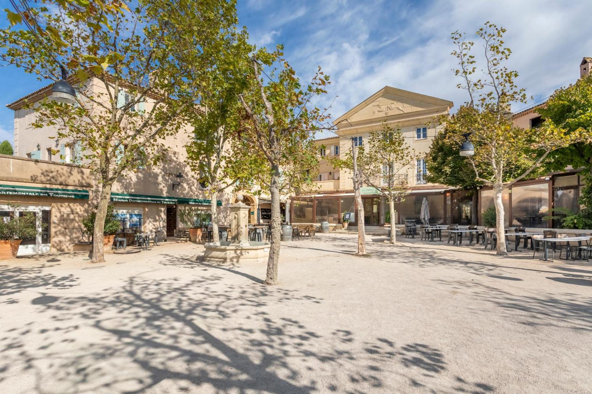 Village Pierre&Vacances Pont Royal en Provence Mallemort Exterior foto